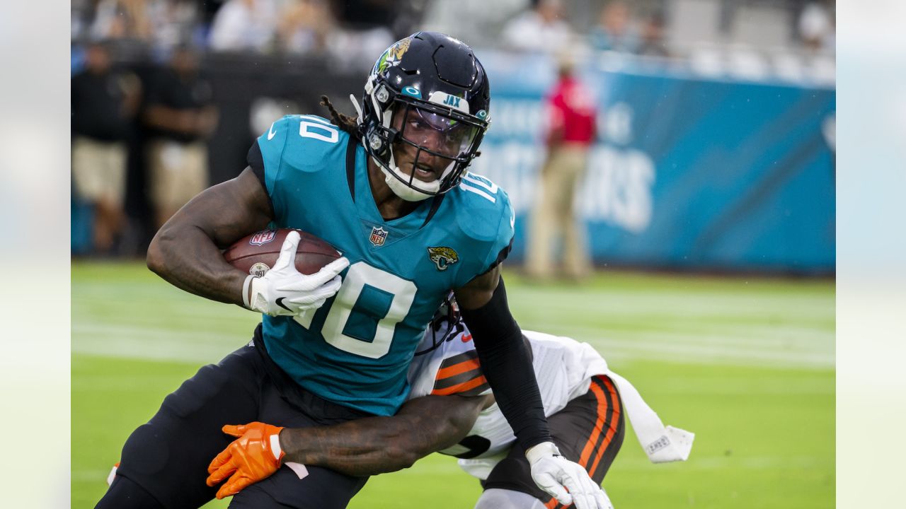 Jaguars trading wide receiver Laviska Shenault to Panthers