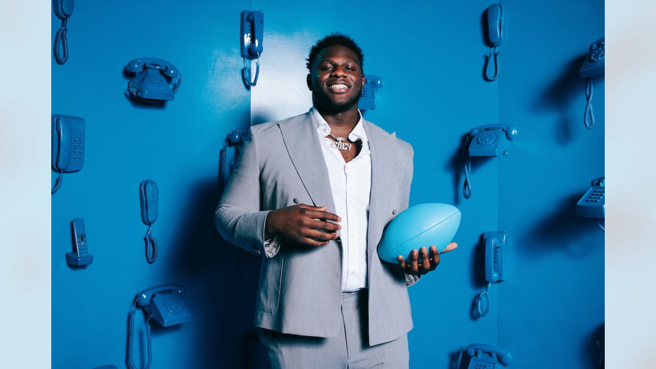 Watch: Panthers OT Ikem Ekwonu does 'Ickey Shuffle' after minicamp TD