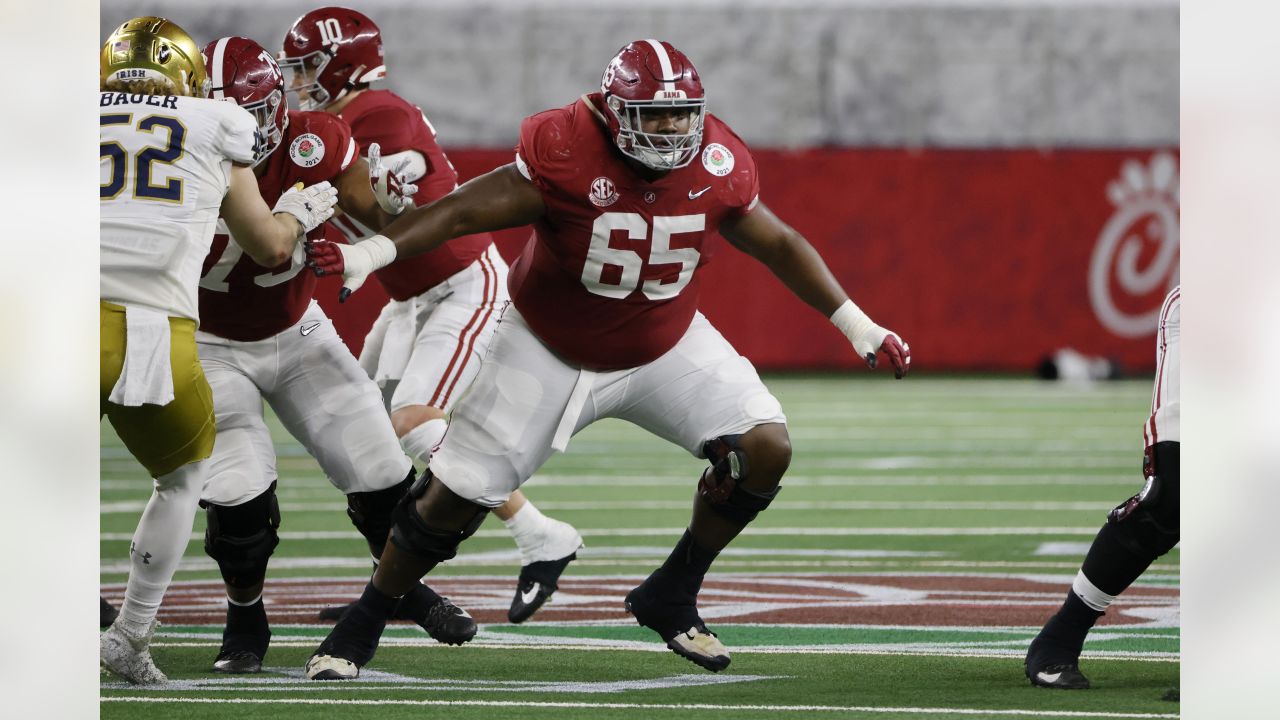 Carolina Panthers take Deonte Brown of Alabama in 2021 NFL Draft