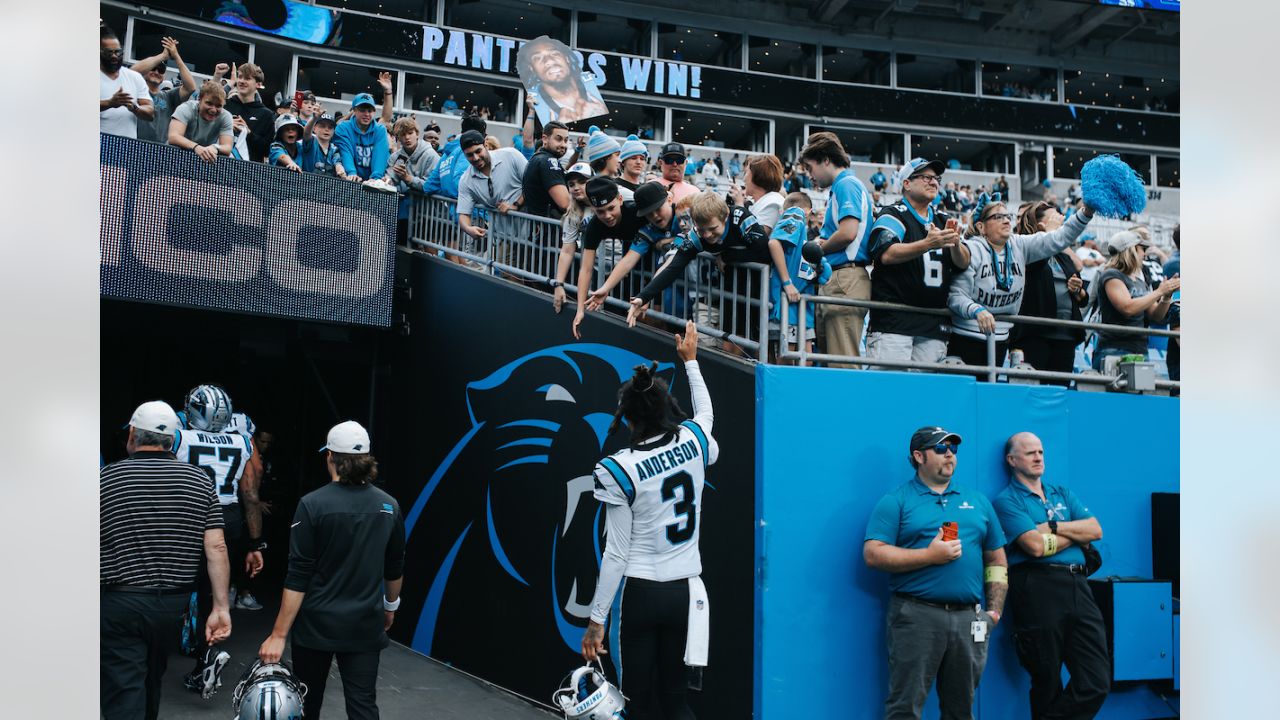 Panthers defeat Saints 22-14 to snap 9-game losing streak