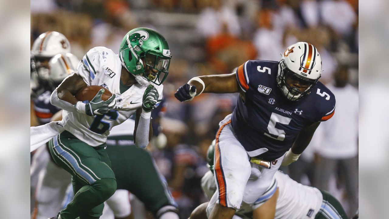 Carolina Panthers draft Auburn defensive tackle Derrick Brown