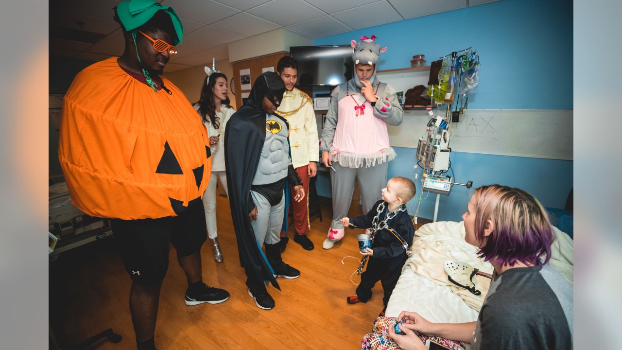 Carolina Panthers Stars Visit Children's Hospital in Halloween Costumes -  ABC News