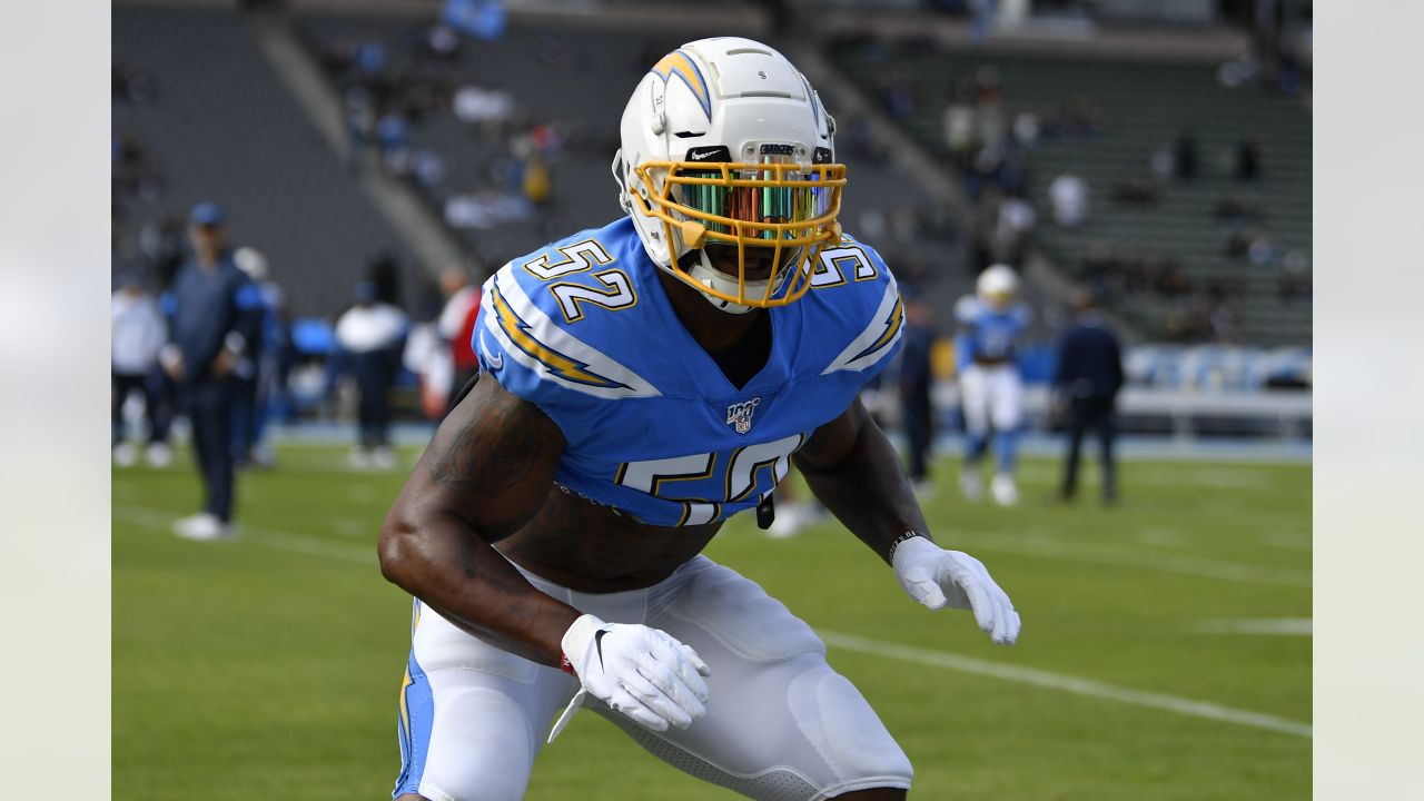 Panthers sign linebacker Denzel Perryman of LA Chargers