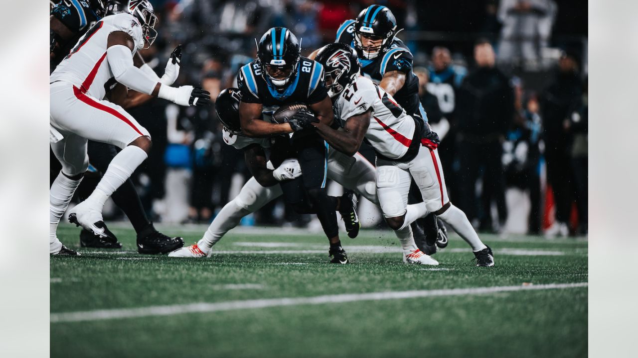 PHOTOS: Game action shots from Panthers-Falcons