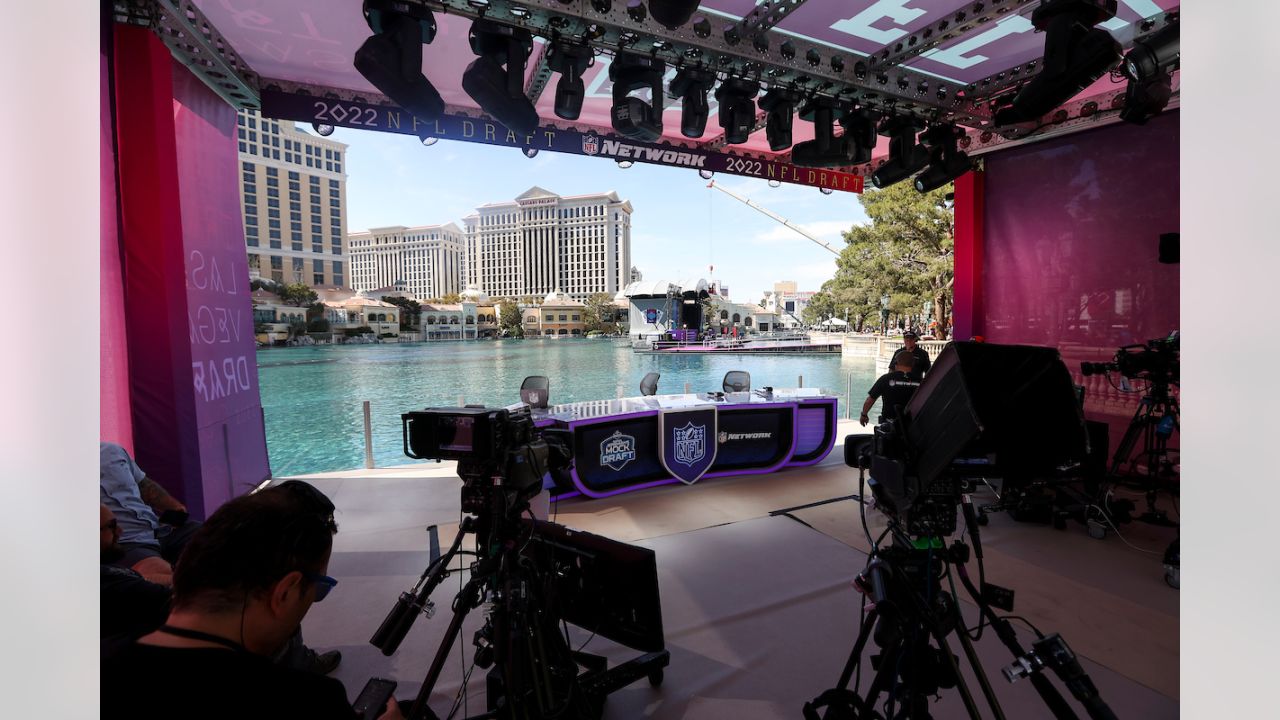 Behind the scenes in Las Vegas for the 2022 NFL Draft