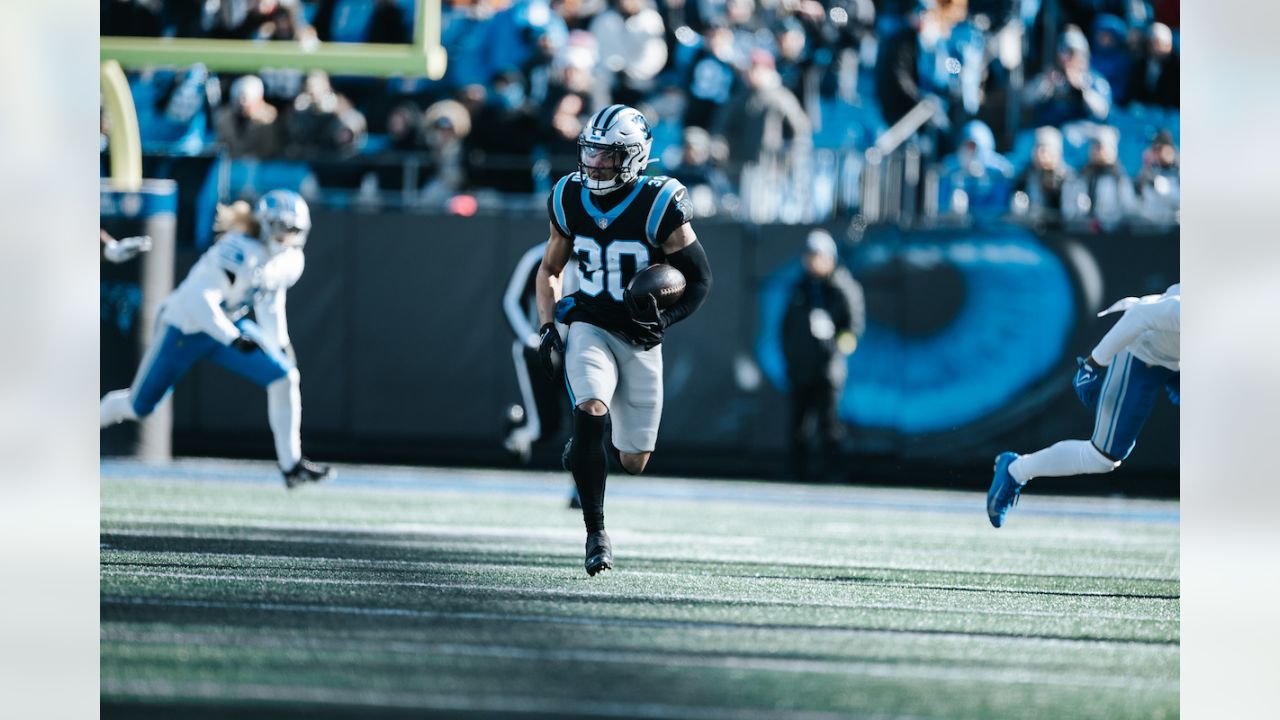 4,022 Carolina Panthers V Detroit Lions Photos & High Res Pictures