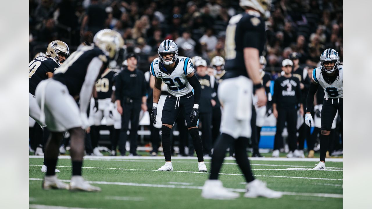 PHOTOS: Game action shots from Panthers-Saints