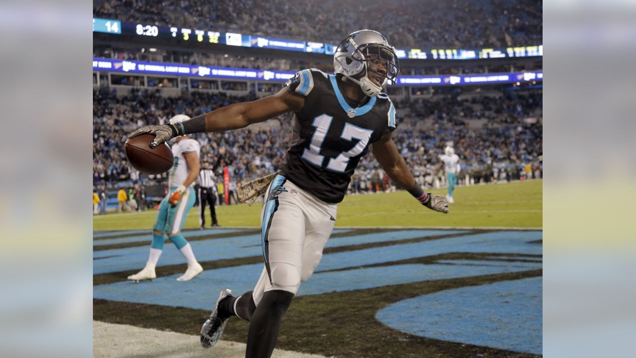 Carolina Panthers defeat Miami Dolphins 45-21, move to 7-3 on the