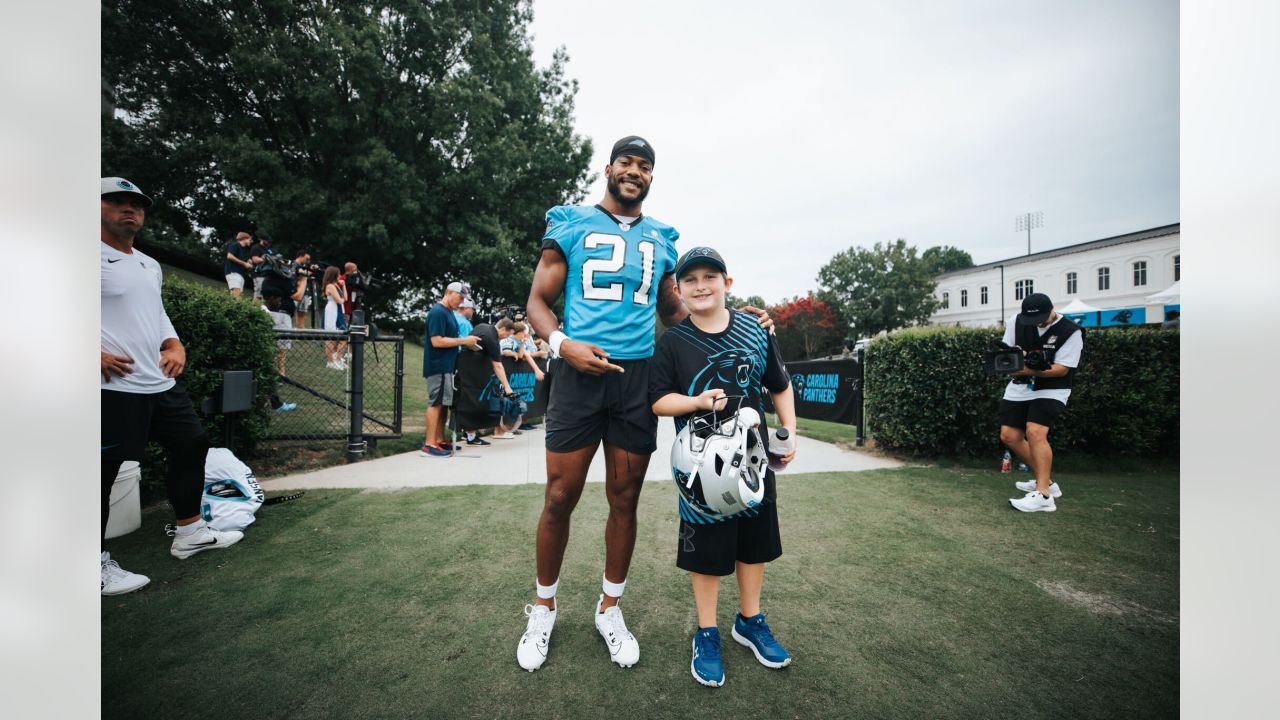 Carolina Panthers arrive in Spartanburg for 2021 training camp