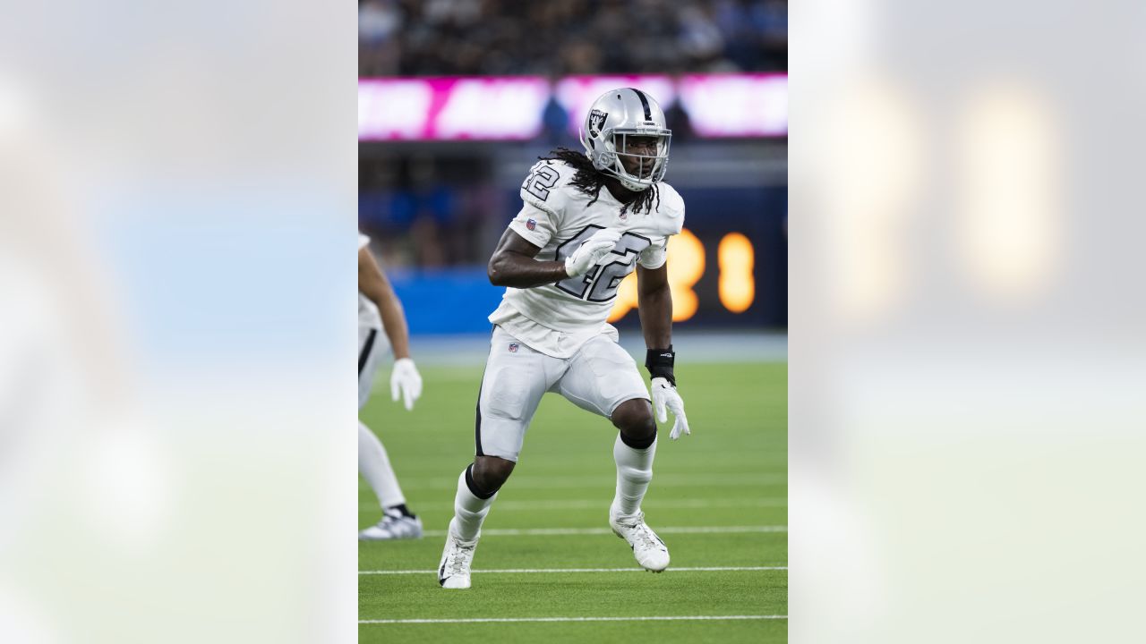 Las Vegas Raiders inside linebacker Cory Littleton (42) gives the  incomplete signal during an NFL football game against the Los Angeles  Chargers, Sunday, November 8, 2020, in Inglewood, Calif. (AP Photo/Peter  Joneleit