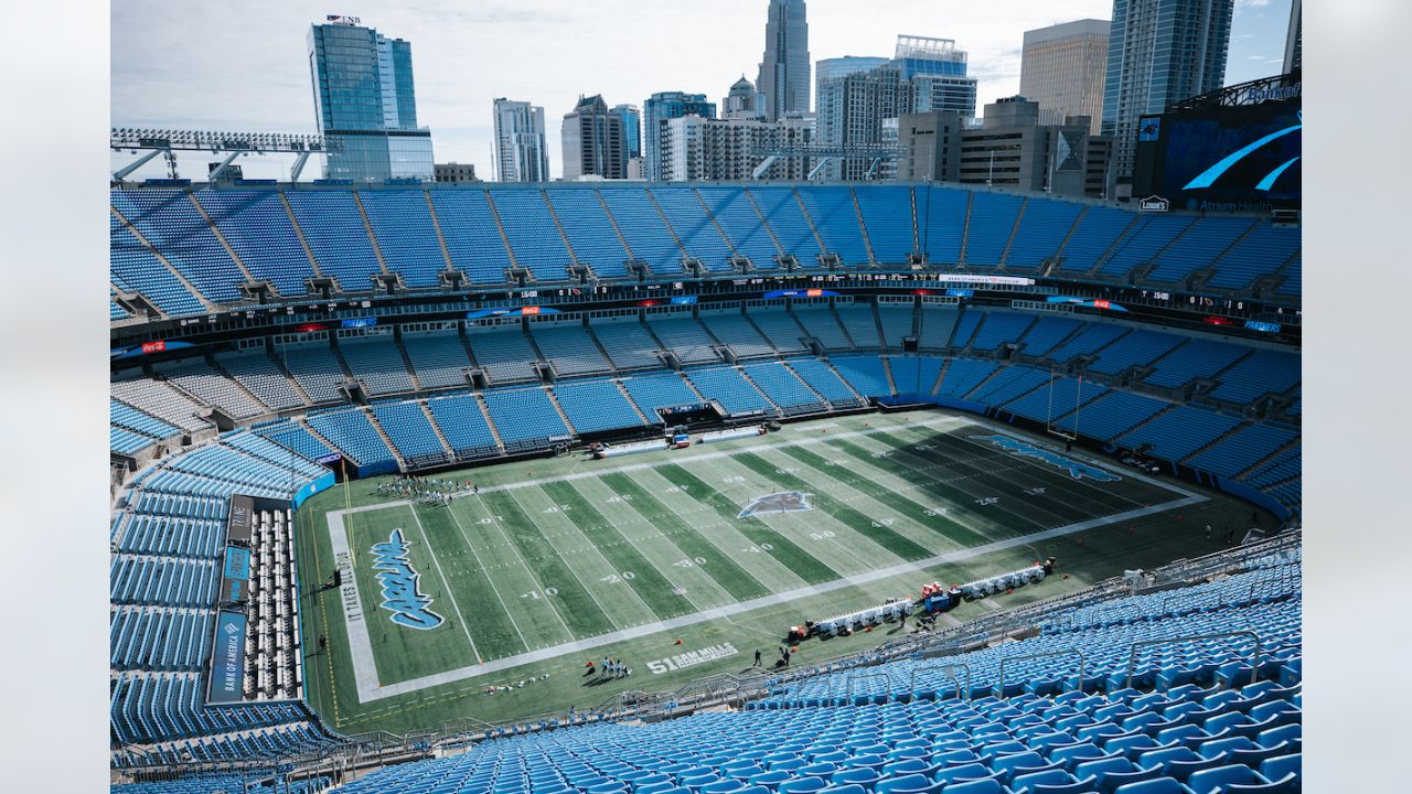 Super Bowl grounds crew forgets to paint Panthers logo in end zone