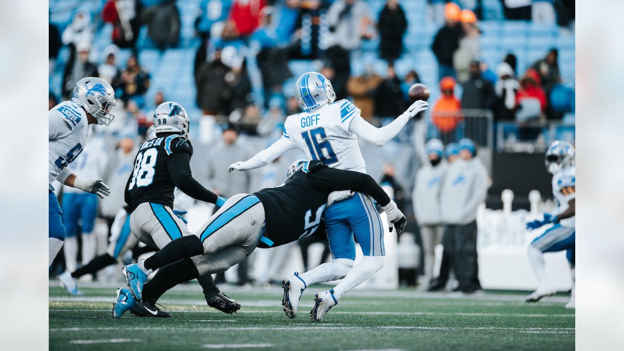 Carolina Panthers pick up defensive lineman Derrick Brown's fifth-year  option, decline cornerback CJ Henderson's