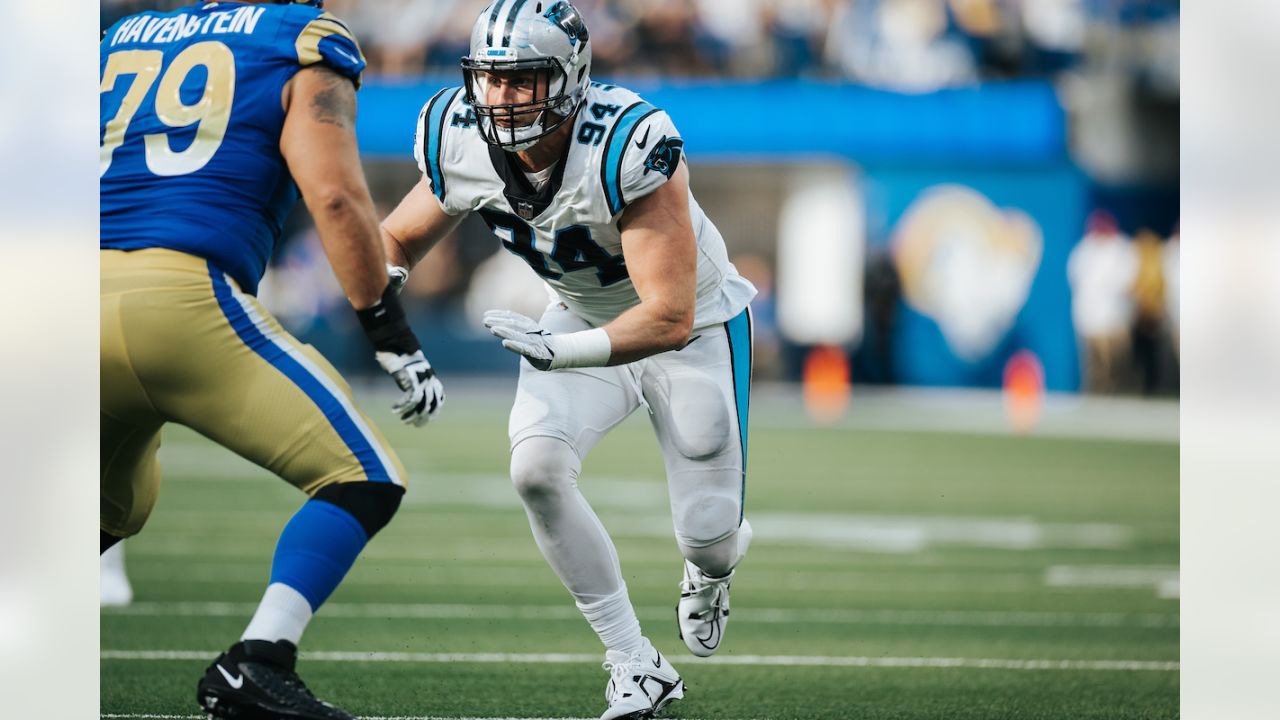 Panthers agree to terms on new deal for DE Henry Anderson