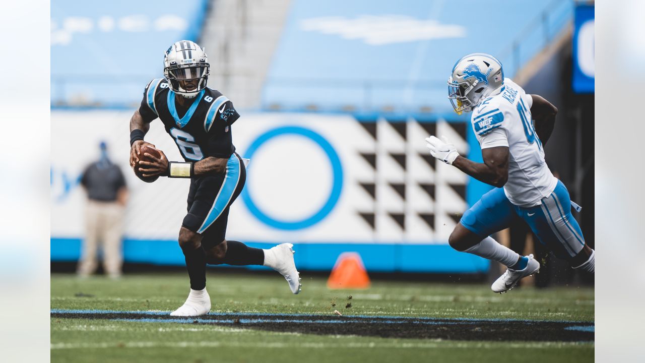 Walker Wins First NFL Start As Panthers Blank Lions 20-0