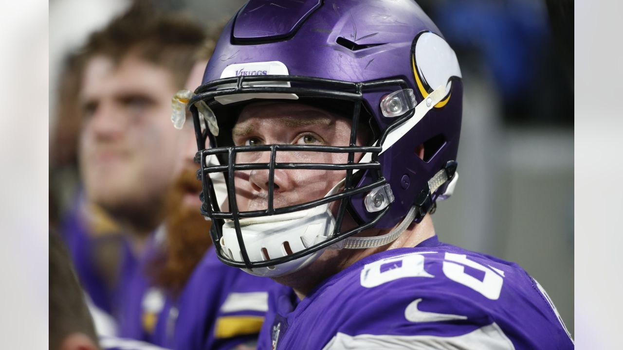 NFL rumors: Jets claim offensive lineman Pat Elflein from Vikings 