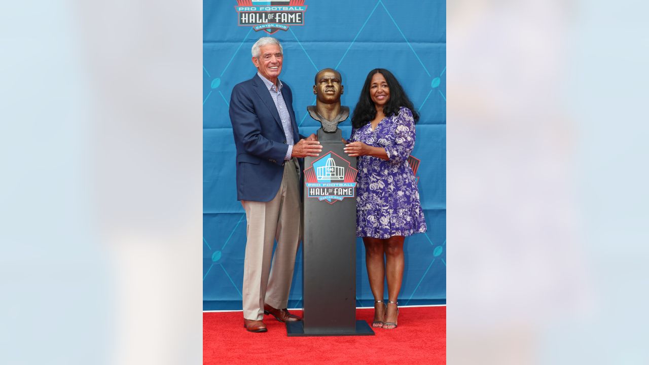 PHOTOS: Best of Sam Mills Hall of Fame enshrinement