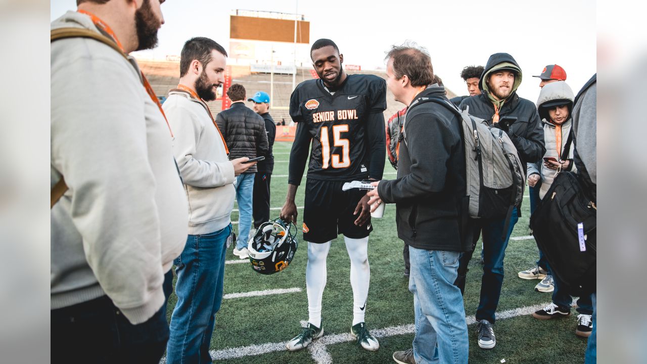 NFL Draft: Javon Kinlaw's path from homelessness to NFL millions