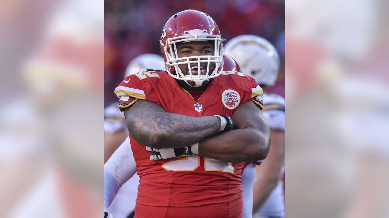 Dontari Poe Reportedly to Receive $125,000 Bonus After Falcons