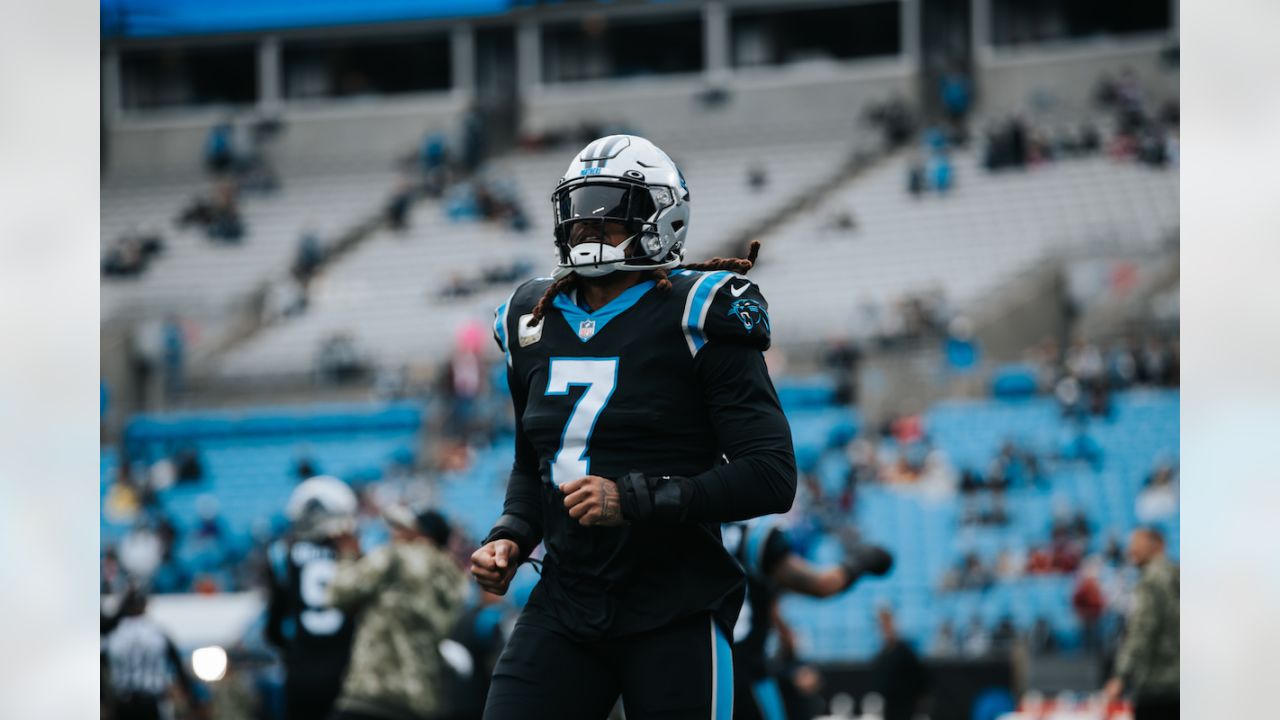 Panthers rookie Shaq Thompson makes a statement with his tackling