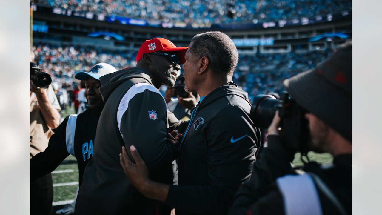 D'Onta Foreman boosts Panthers run game in win over Bucs