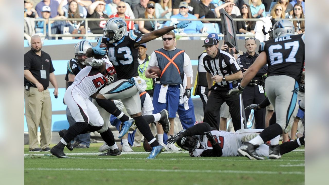 Carolina Panthers vs. Atlanta Falcons - NFL - Charlotte, NC - 2015