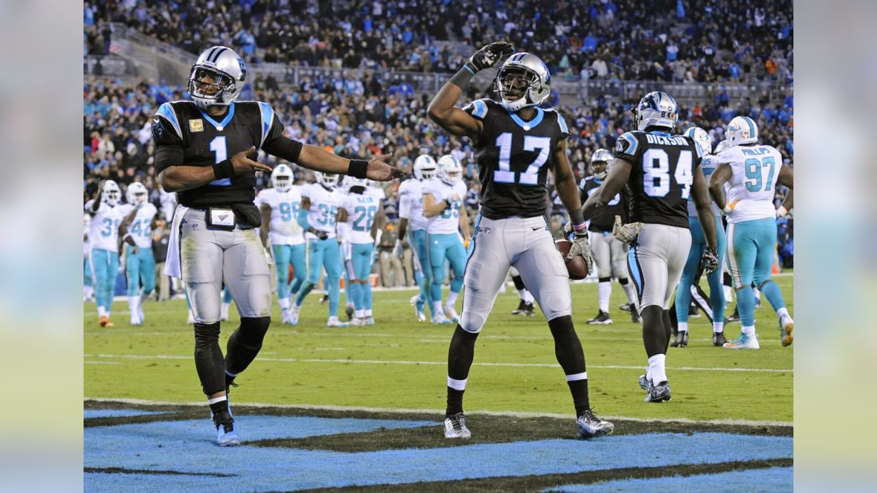 Carolina Panthers defeat Miami Dolphins 45-21, move to 7-3 on the