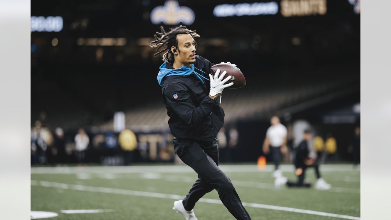 Photos: Warmups & Pregame from Week 2