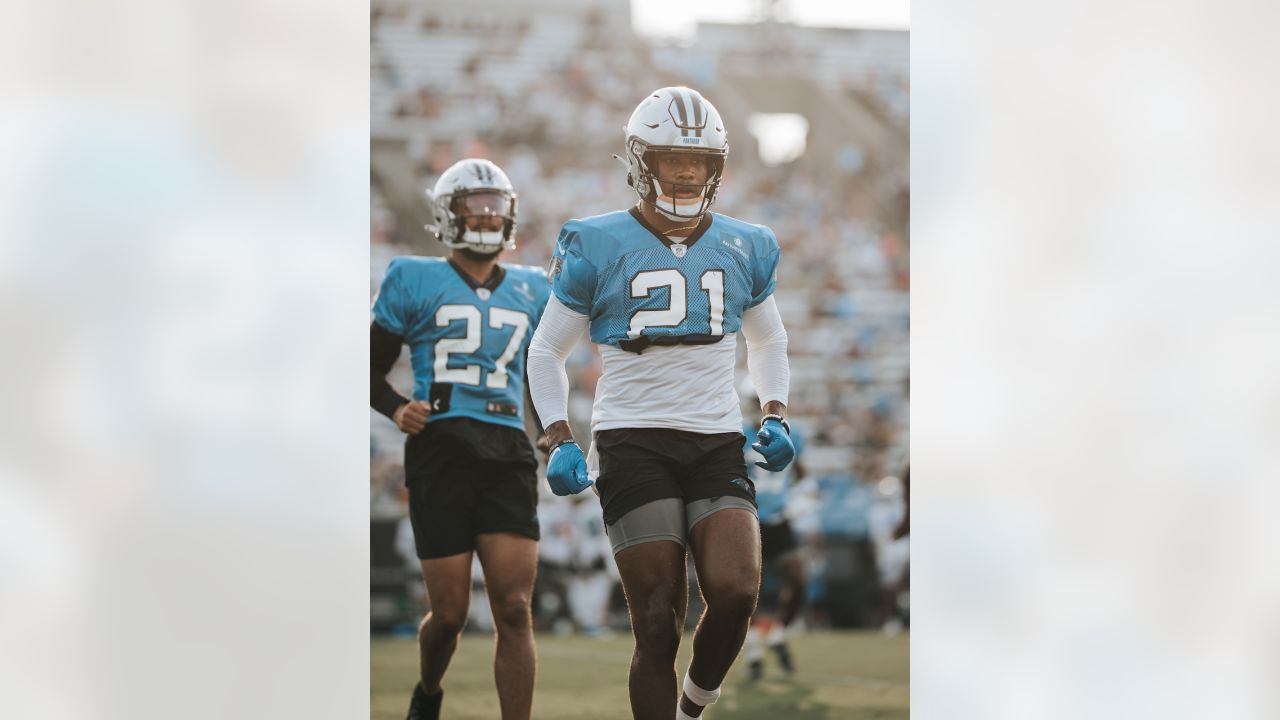 Camp observations: Shaq Thompson leaves practice early