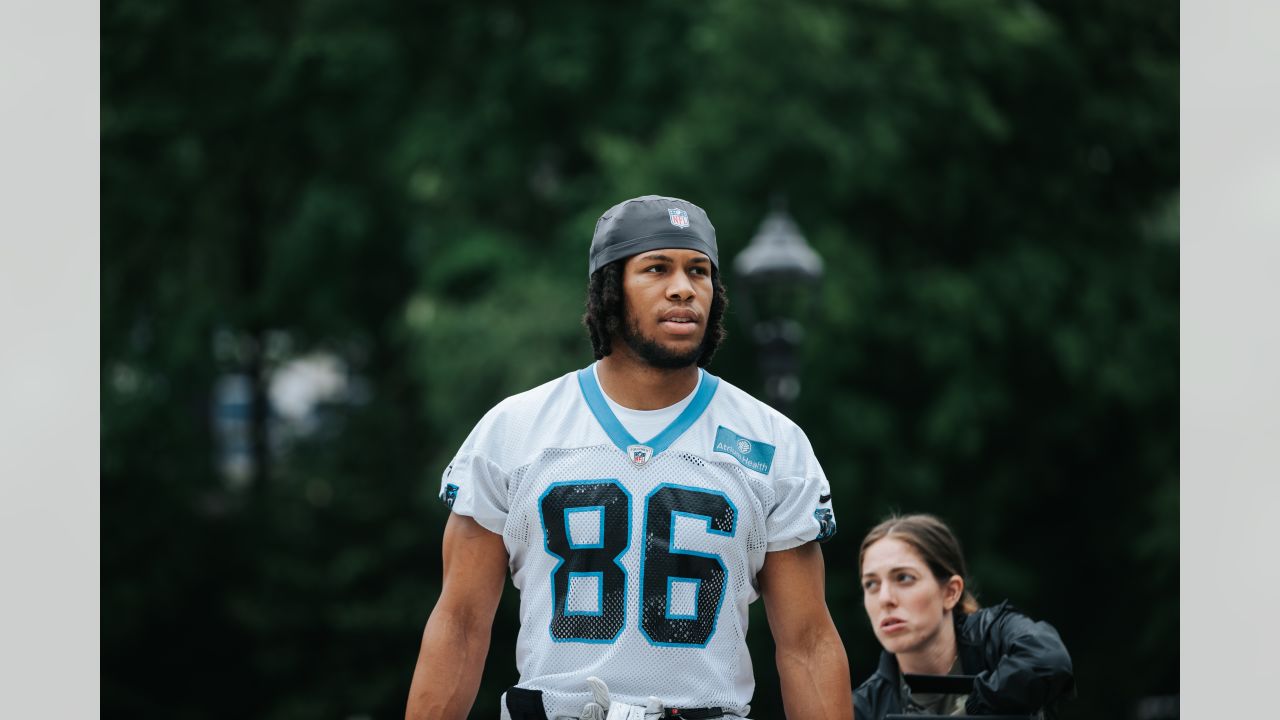 It's been a miserable offensive display by the Carolina Panthers so far  this season, but rookie tackle Ickey Ekwonu continues his growth. How far  can Ekwonu go as a Panther? : r/nfl