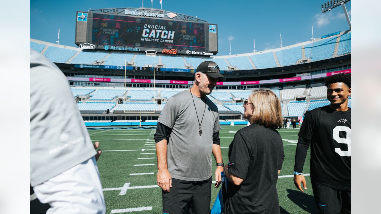 Carolina Panthers Support Breast Cancer Awareness at Sunday's Game