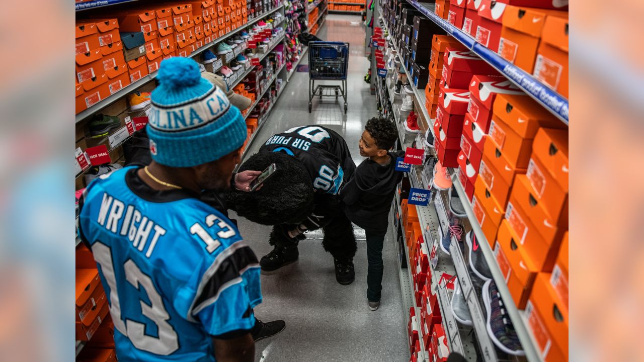 Carolina Panthers on X: Jarius Wright surprises Master Sgt. Mike Vetre and  his son with a shopping spree and tickets to Sunday's game #SaluteToService   / X