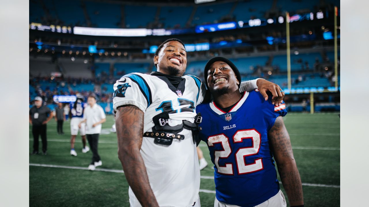 PHOTOS: Panthers and Bills players meet up after game