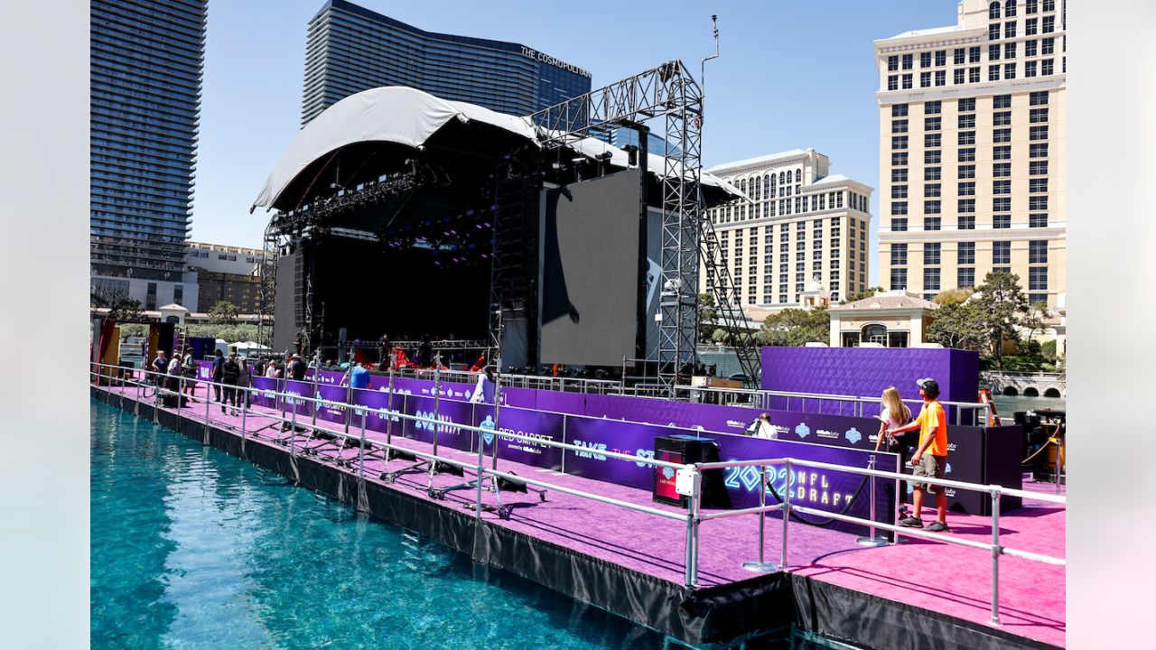 Behind the scenes in Las Vegas for the 2022 NFL Draft