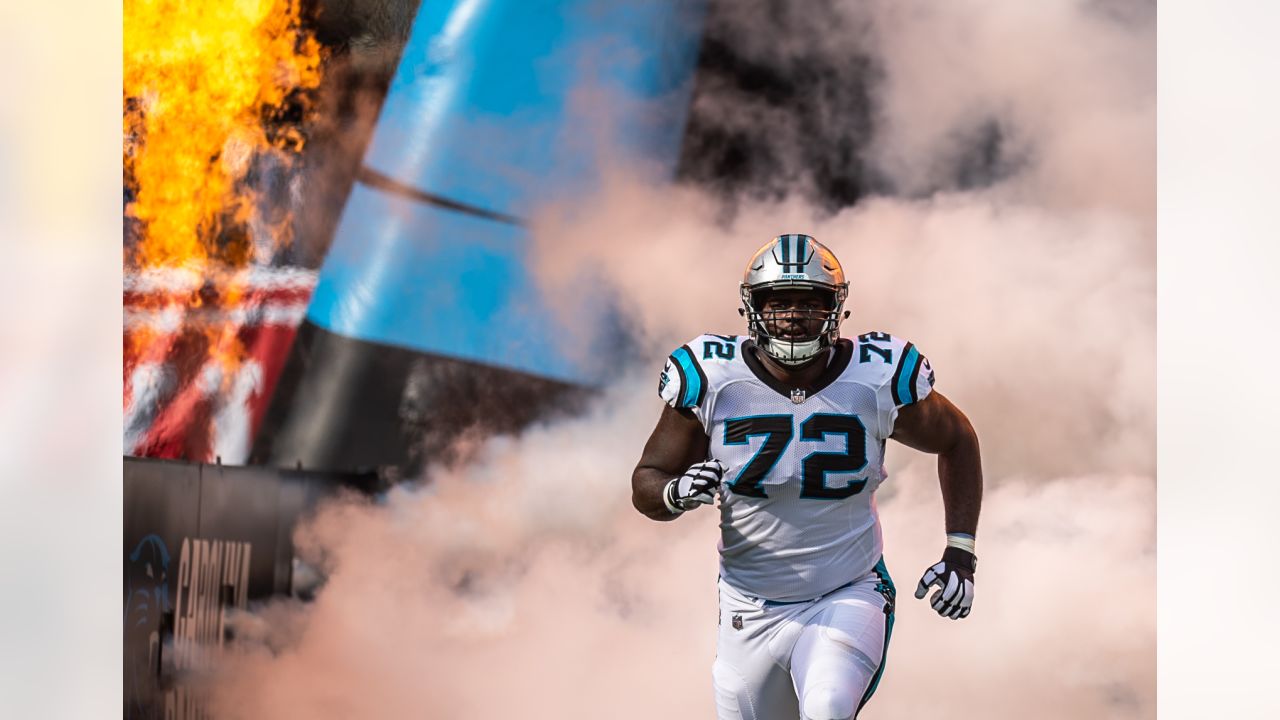 Panthers' newly-paid lineman Taylor Moton taking reps at left