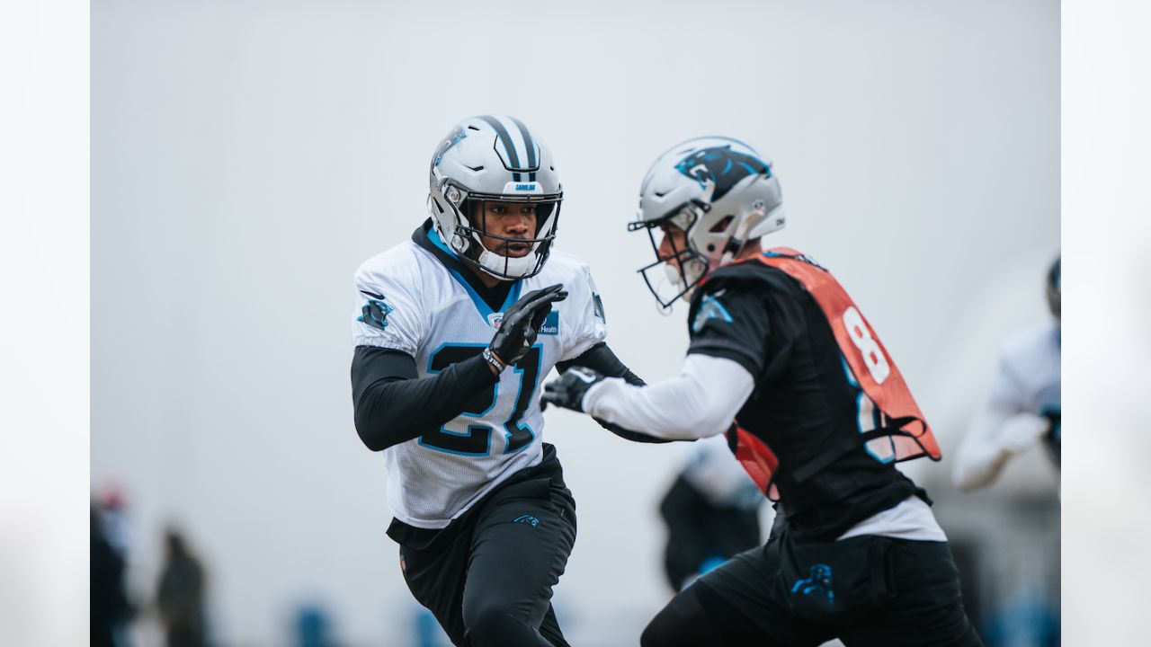 Carolina Panthers: The Secondary Needs Some Old Blood