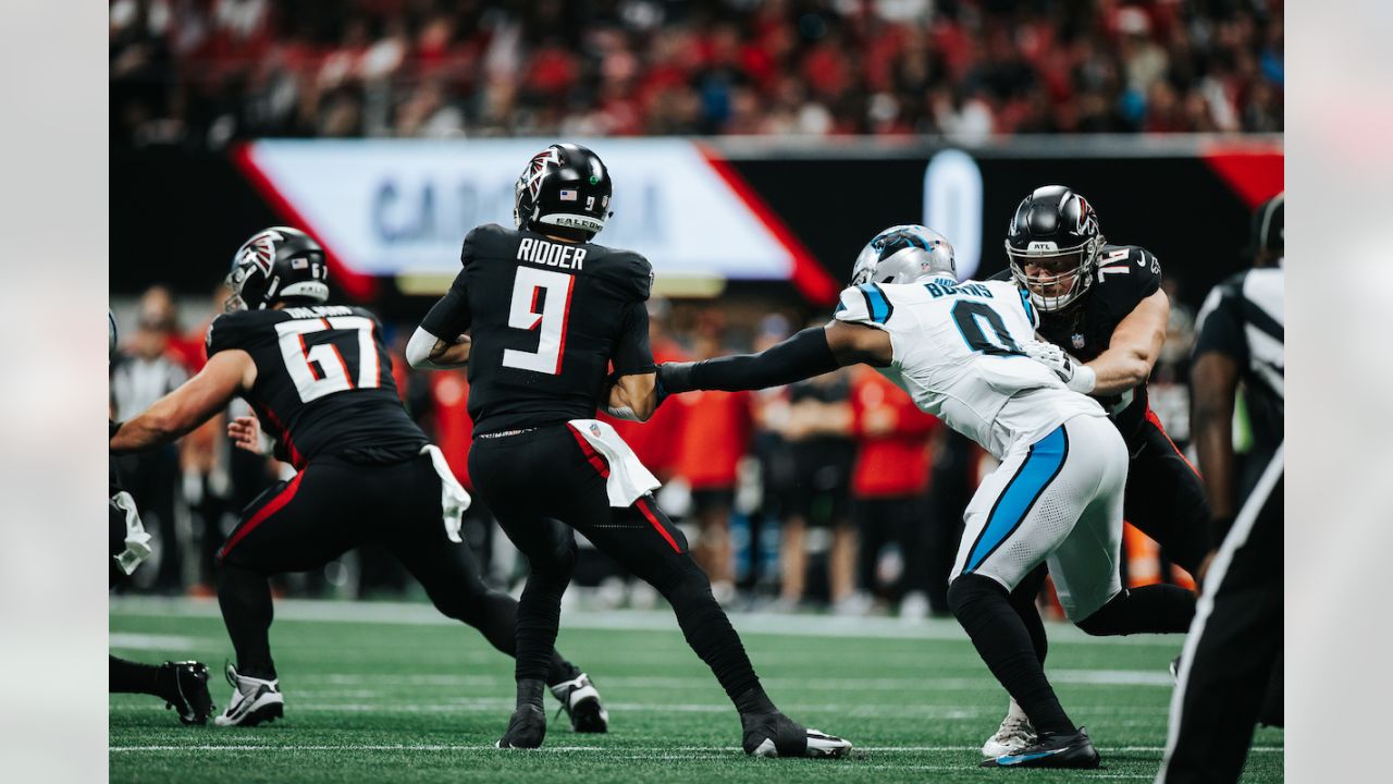 Photo gallery: Panthers vs Falcons