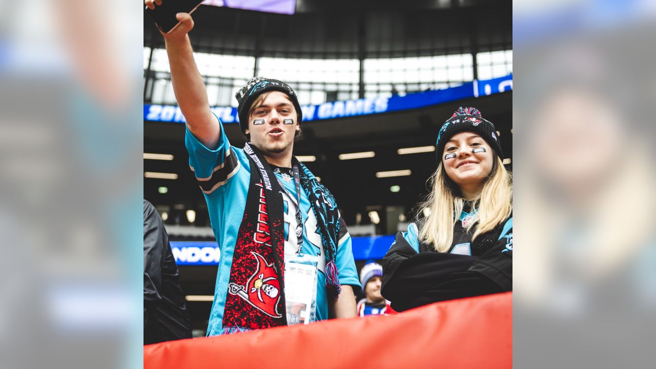 Panthers fans make their presence felt at Tottenham Hotspur Stadium