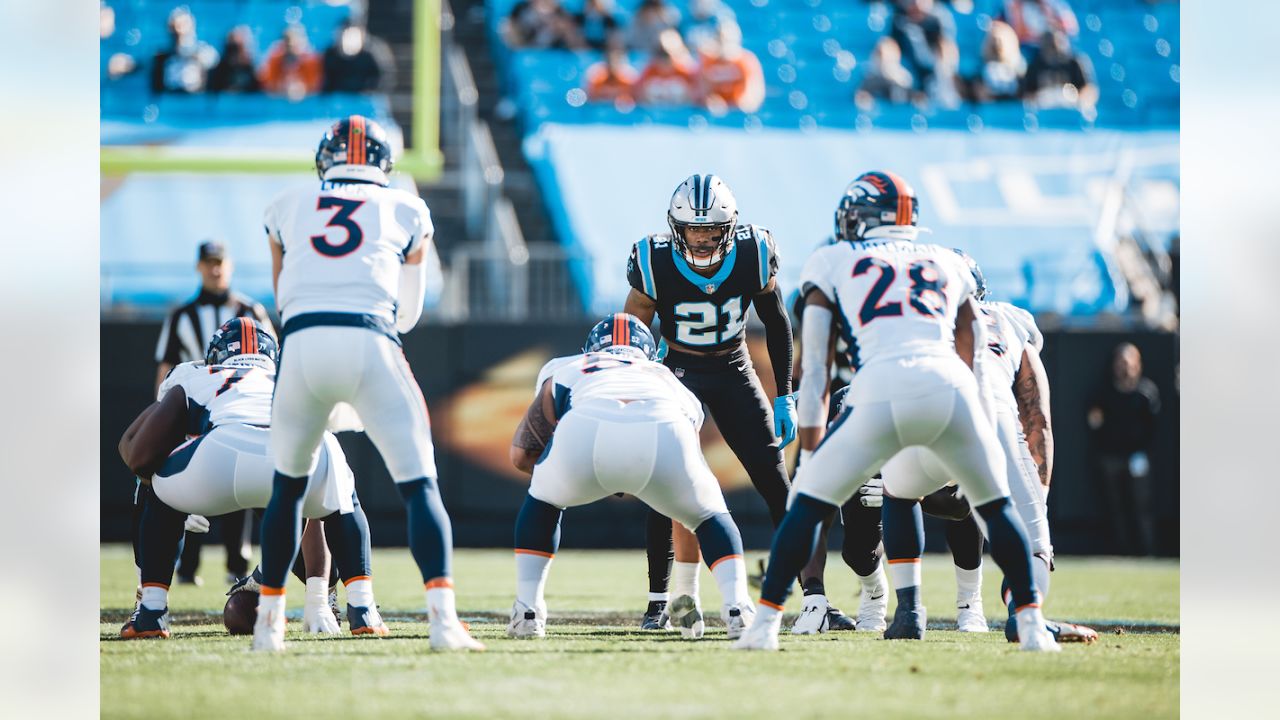 A Look At The 4 Previous Meetings Between The Broncos & Panthers