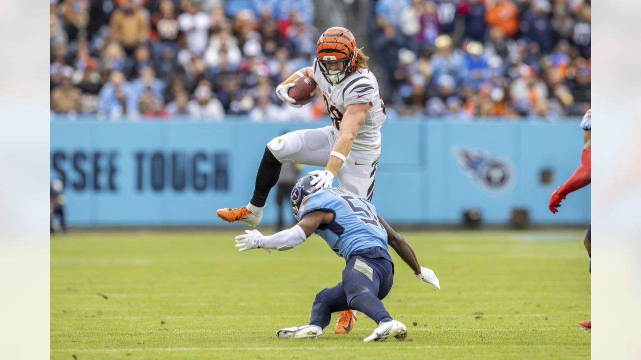 Bengals reportedly losing tight end Hurst to Panthers