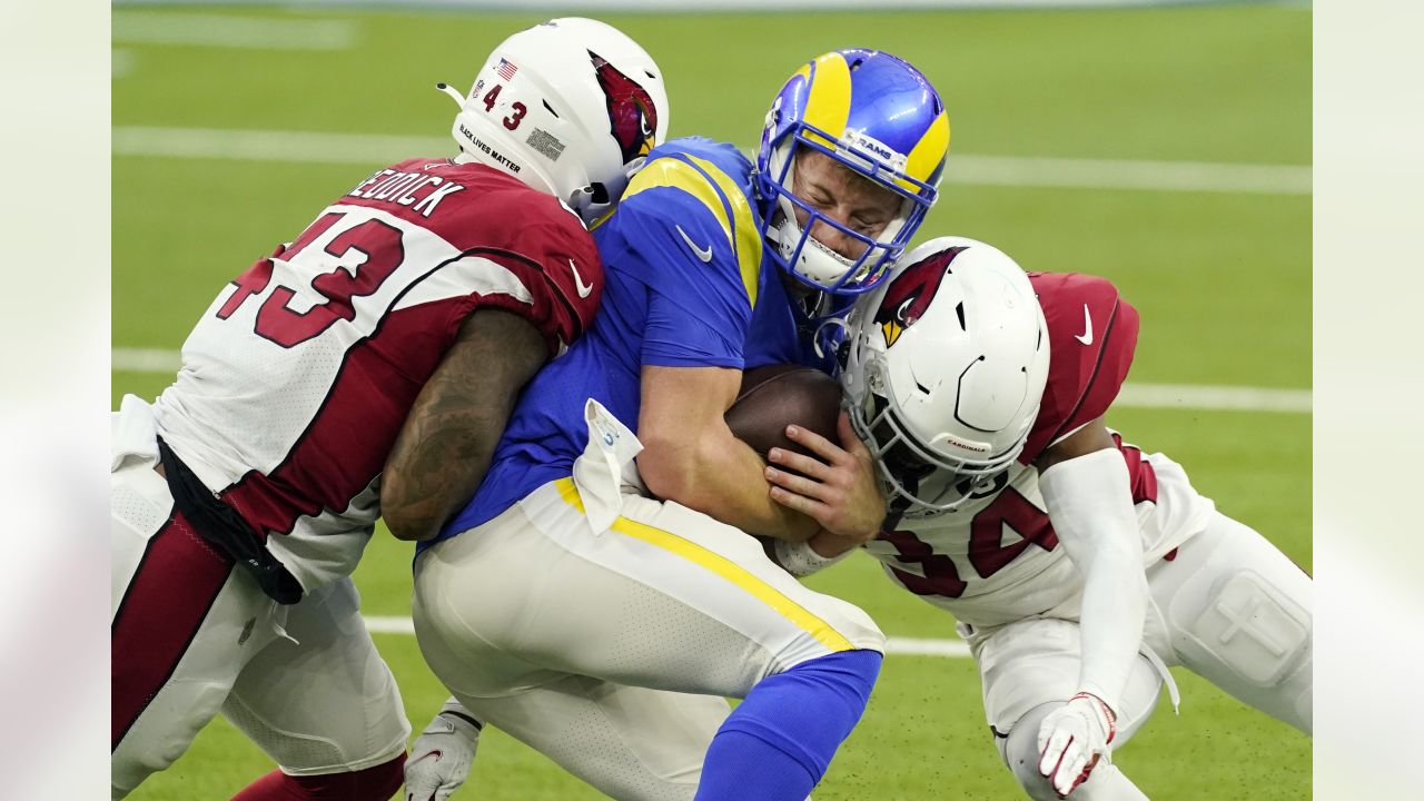 Arizona Cardinals outside linebacker Haason Reddick (43) lines up