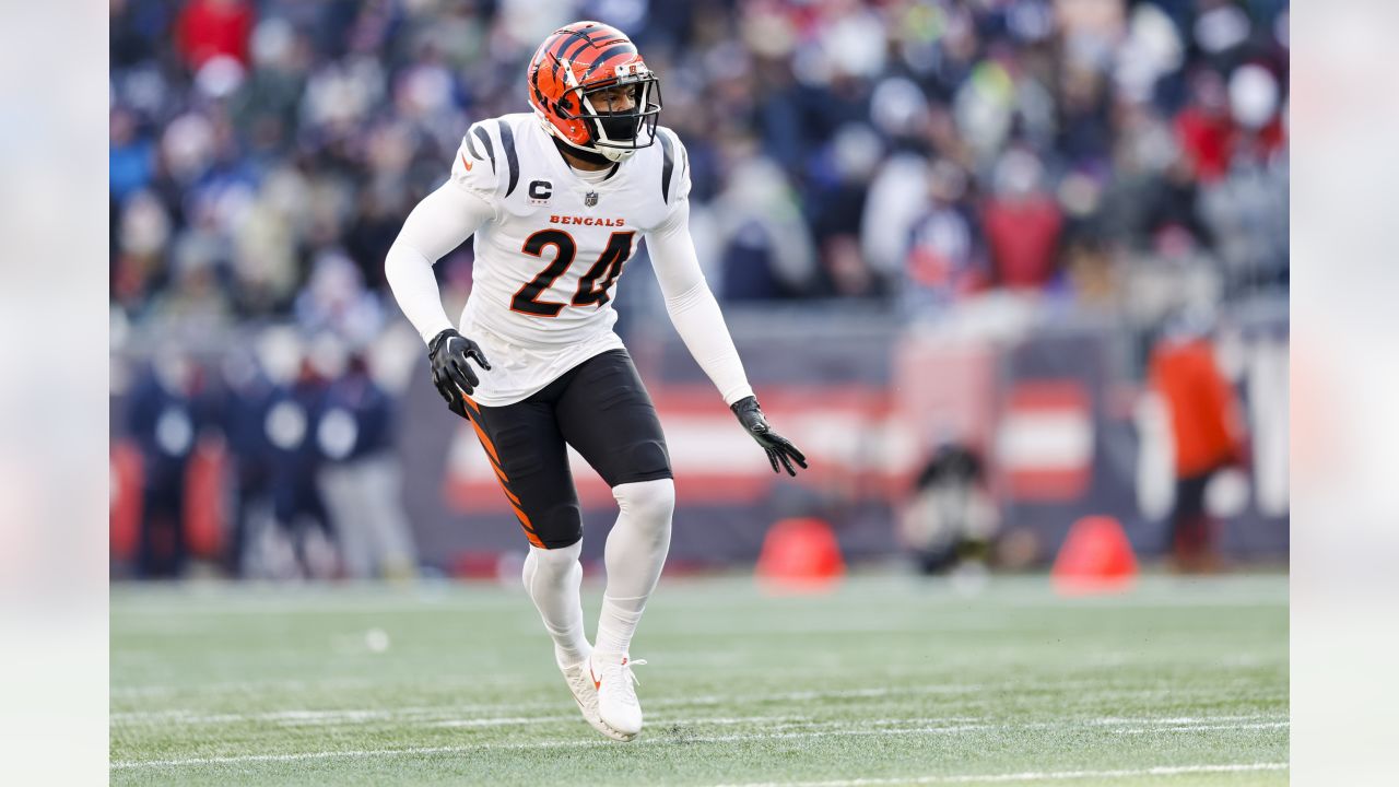 Bengals Safety Vonn Bell Headed to Panthers, per Report