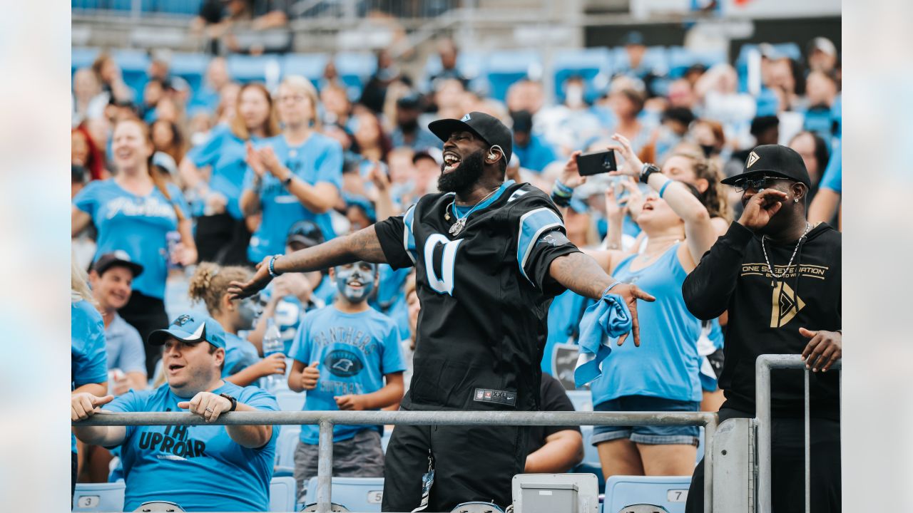 Panthers Fan Fest features light practice after tough week