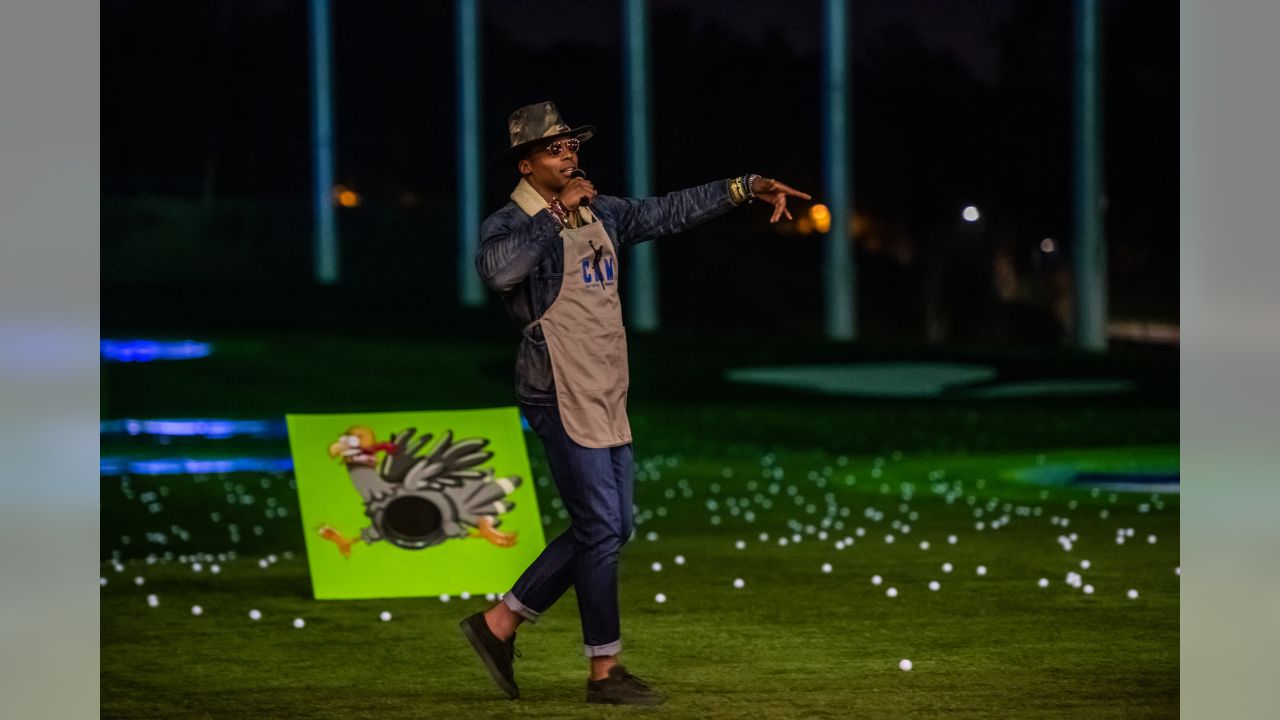 Cam Newton holds annual 'Thanksgiving Jam' for 1,200 children and their  families 