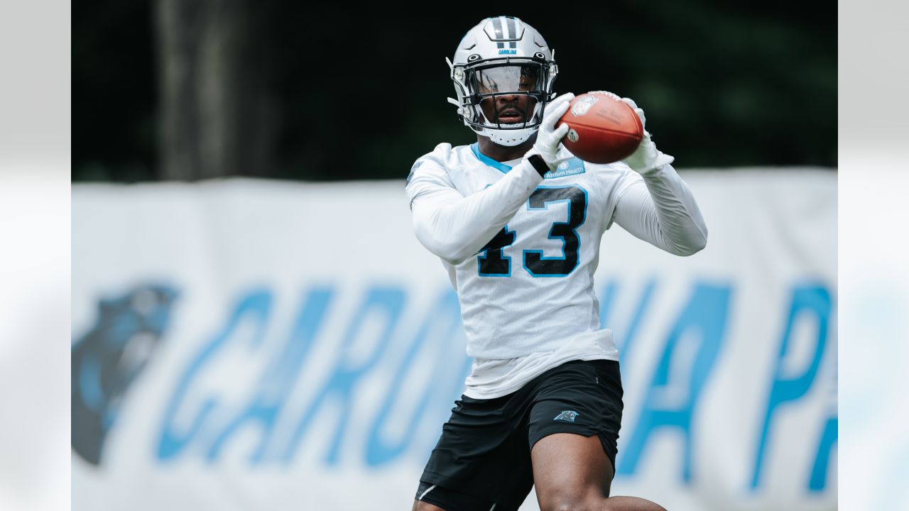 Buffalo Bills running back Raheem Blackshear (35) returns a kick-off during  an NFL preseason football game against the Carolina Panthers, Saturday,  Aug. 26, 2022, in Charlotte, N.C. (AP Photo/Brian Westerholt Stock Photo 