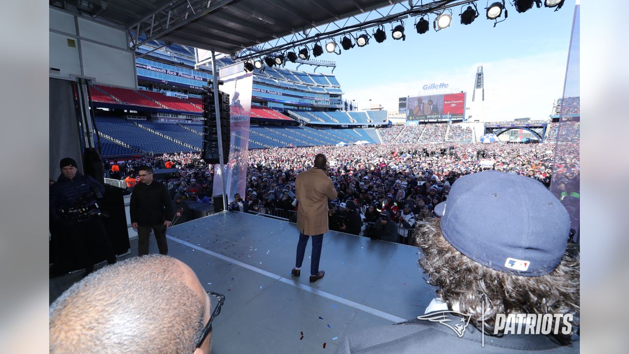 Patriots Super Bowl Send-Off Rally At Gillette Stadium Draws Estimated  35,000 - CBS Boston