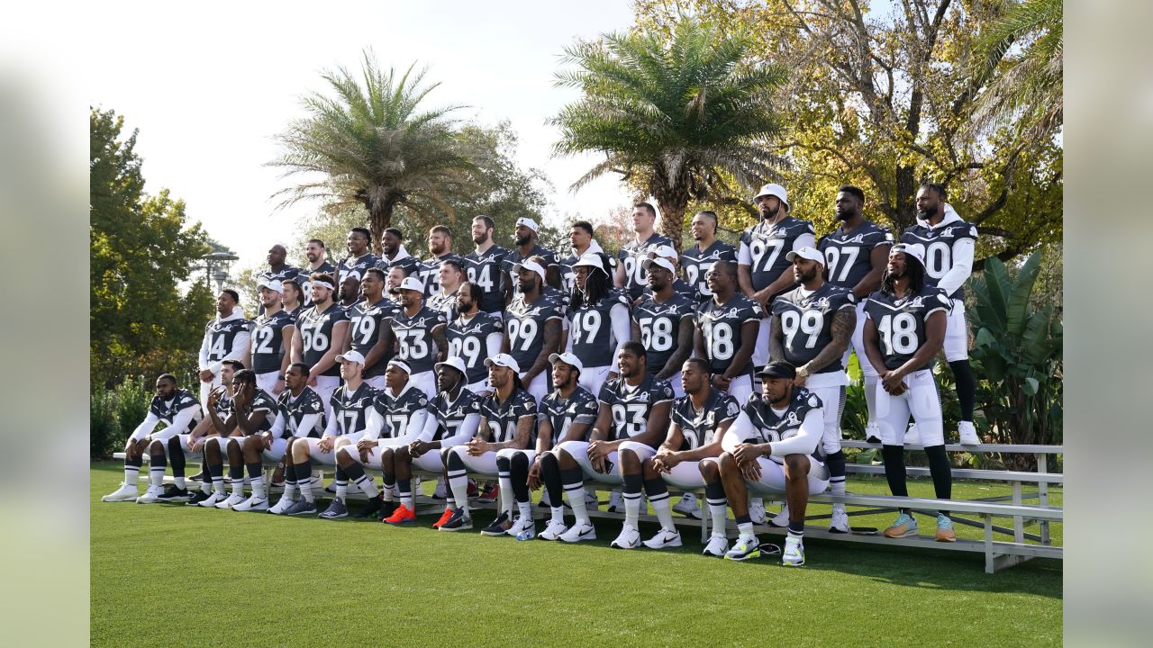 New Orleans Saints take 'Pro Bowl squad' photo