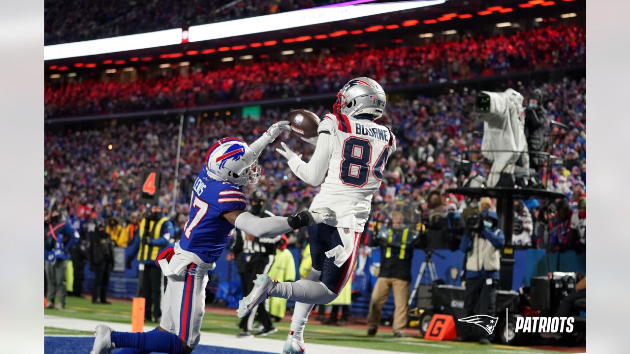 Best Game Photos, Presented by CarMax: Patriots at Bills