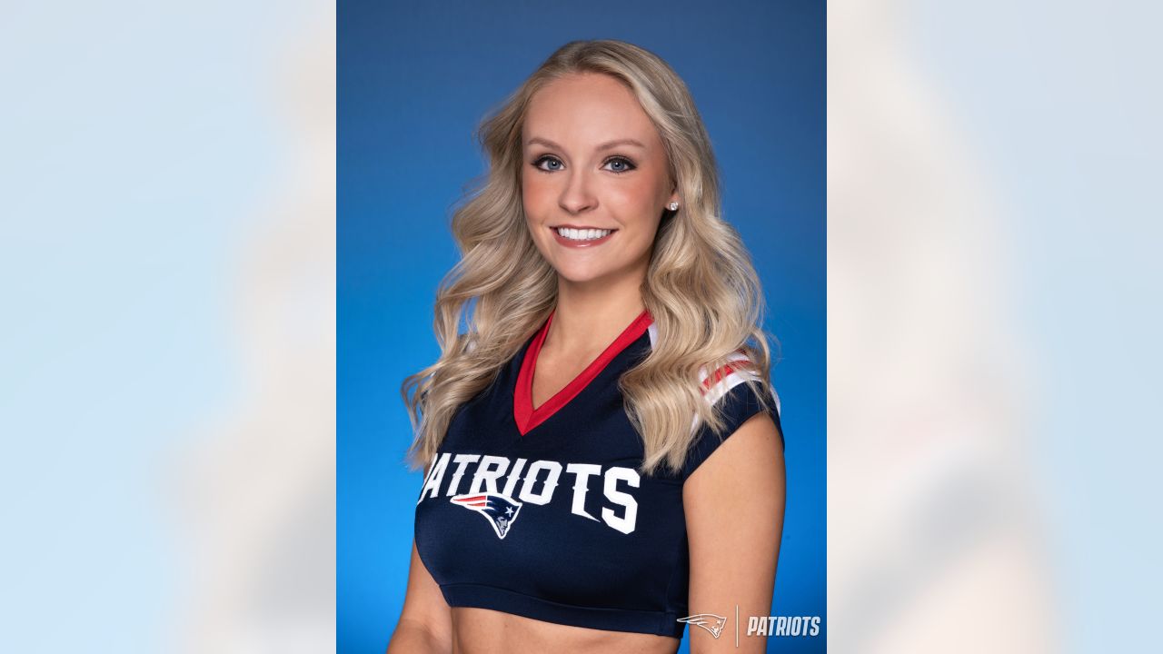 2021 Patriots Cheerleaders Headshots