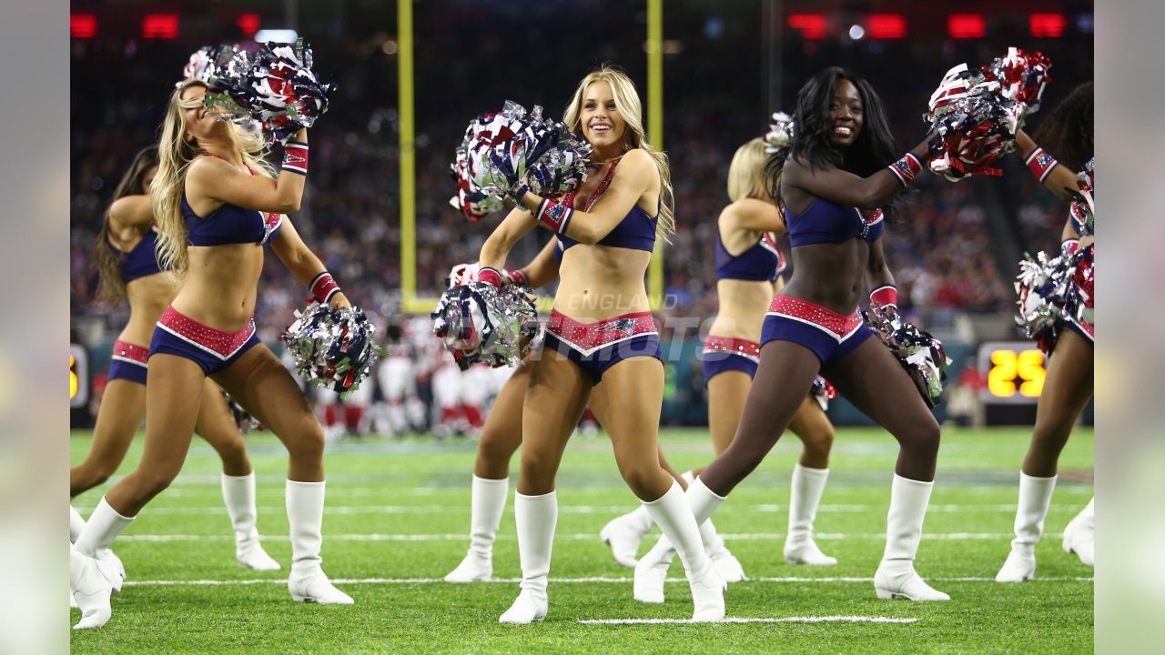 Cheerleaders on Gameday - Super Bowl LI