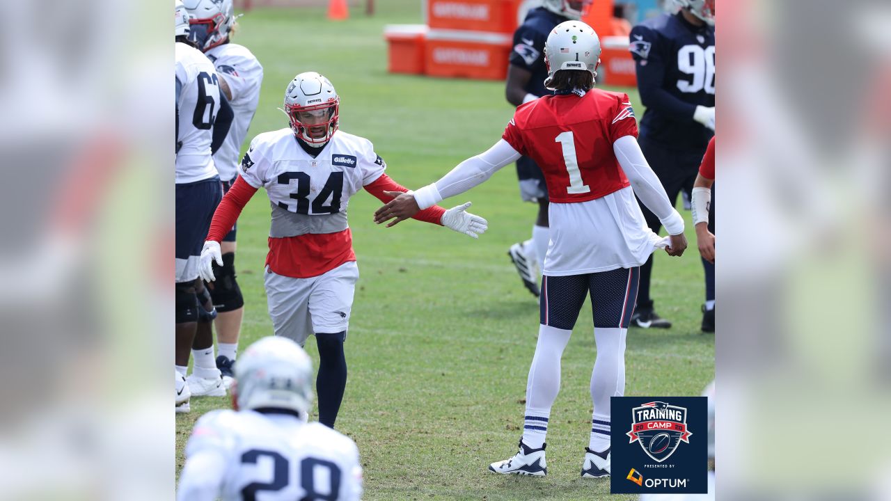 New England Patriots receiver Chad Ochocinco during training camp practice  in Foxborough, Mass. Saturday, July 30, 2011. (AP Photo/Winslow Townson  Stock Photo - Alamy